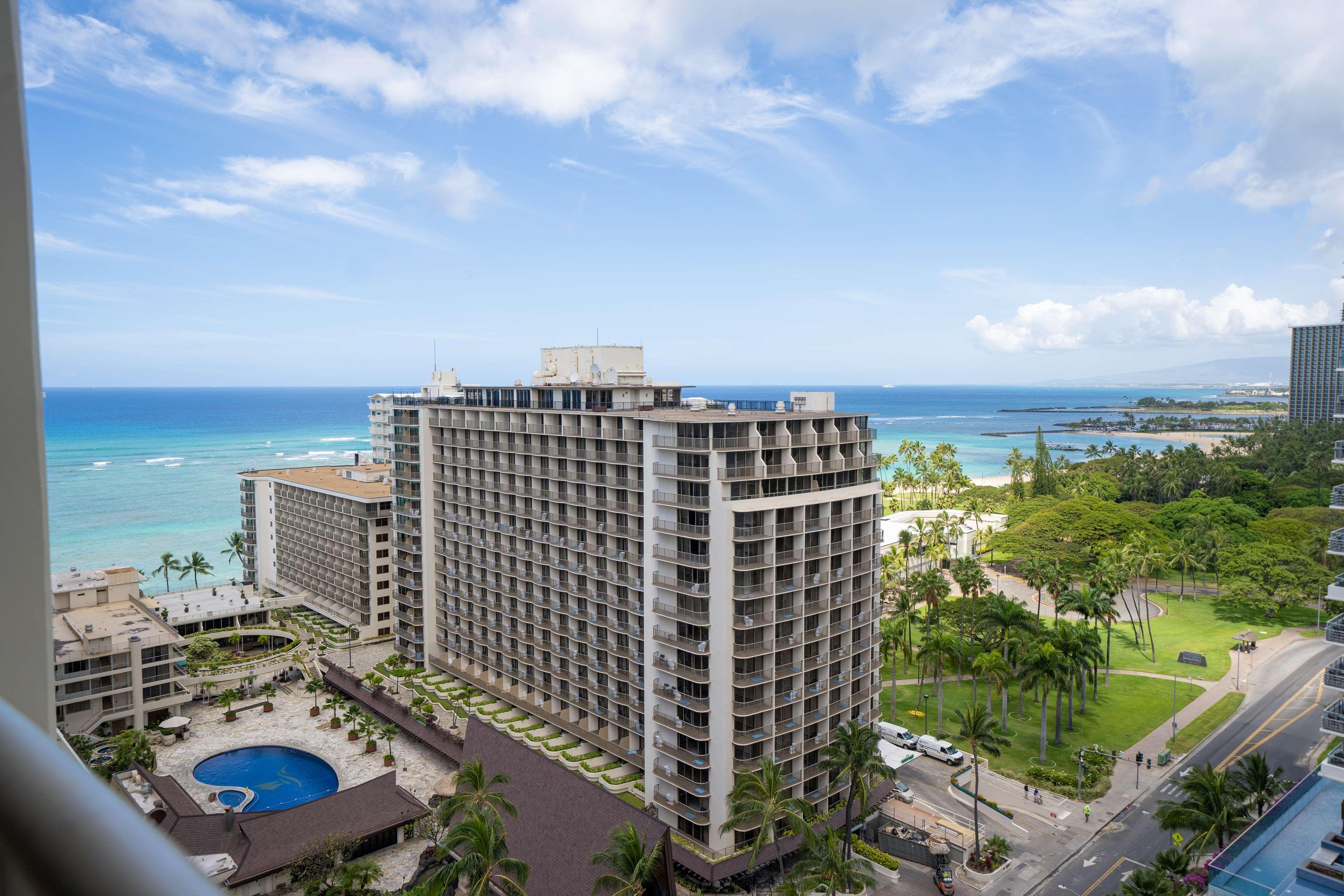 Embassy By Hilton Waikiki Walk 4*